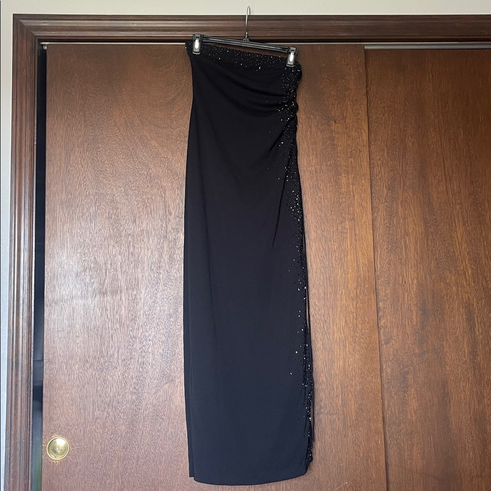 Elegant Black Maxi Skirt with Beaded Detail